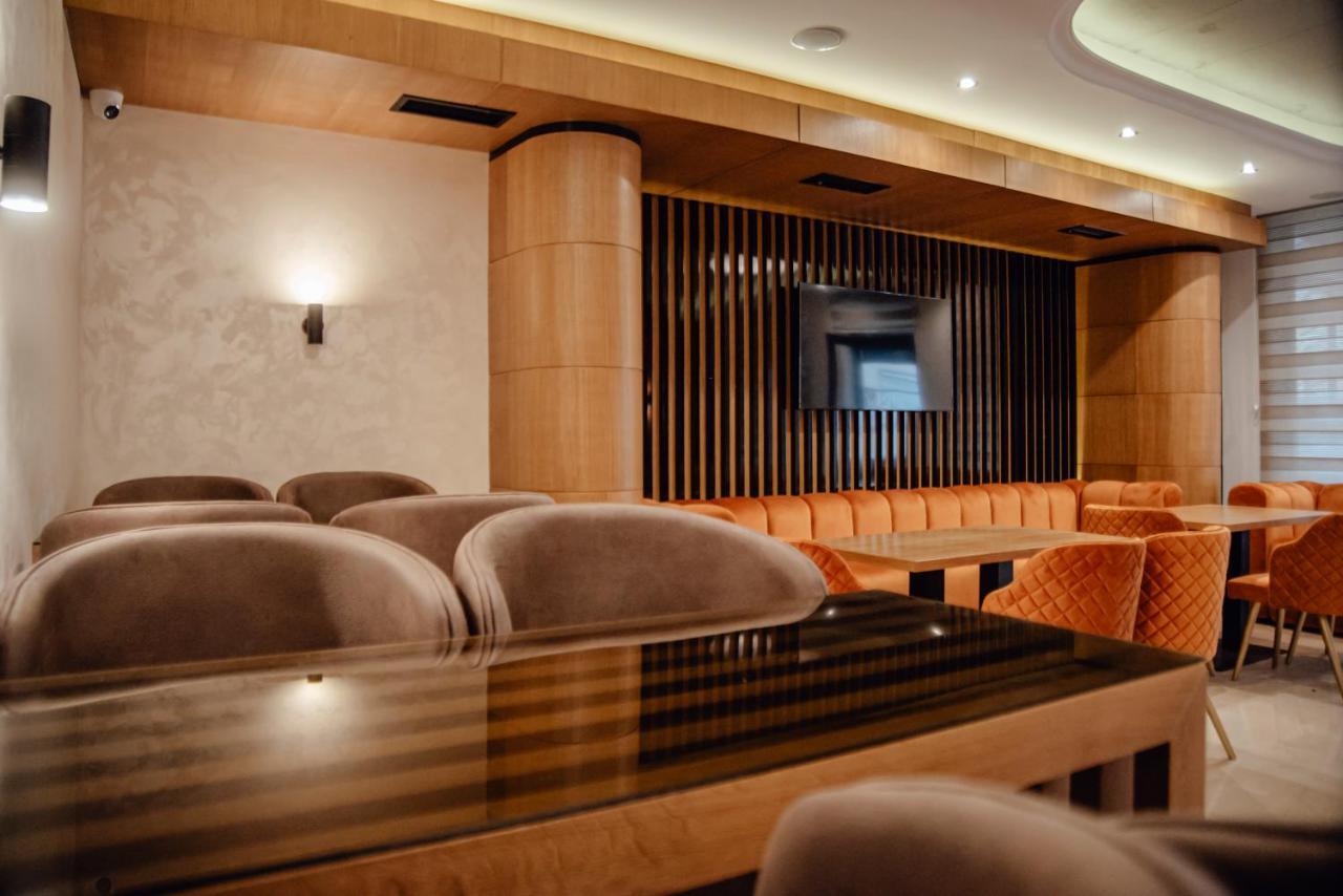 Mk Premier Hotel Novi Pazar Kültér fotó