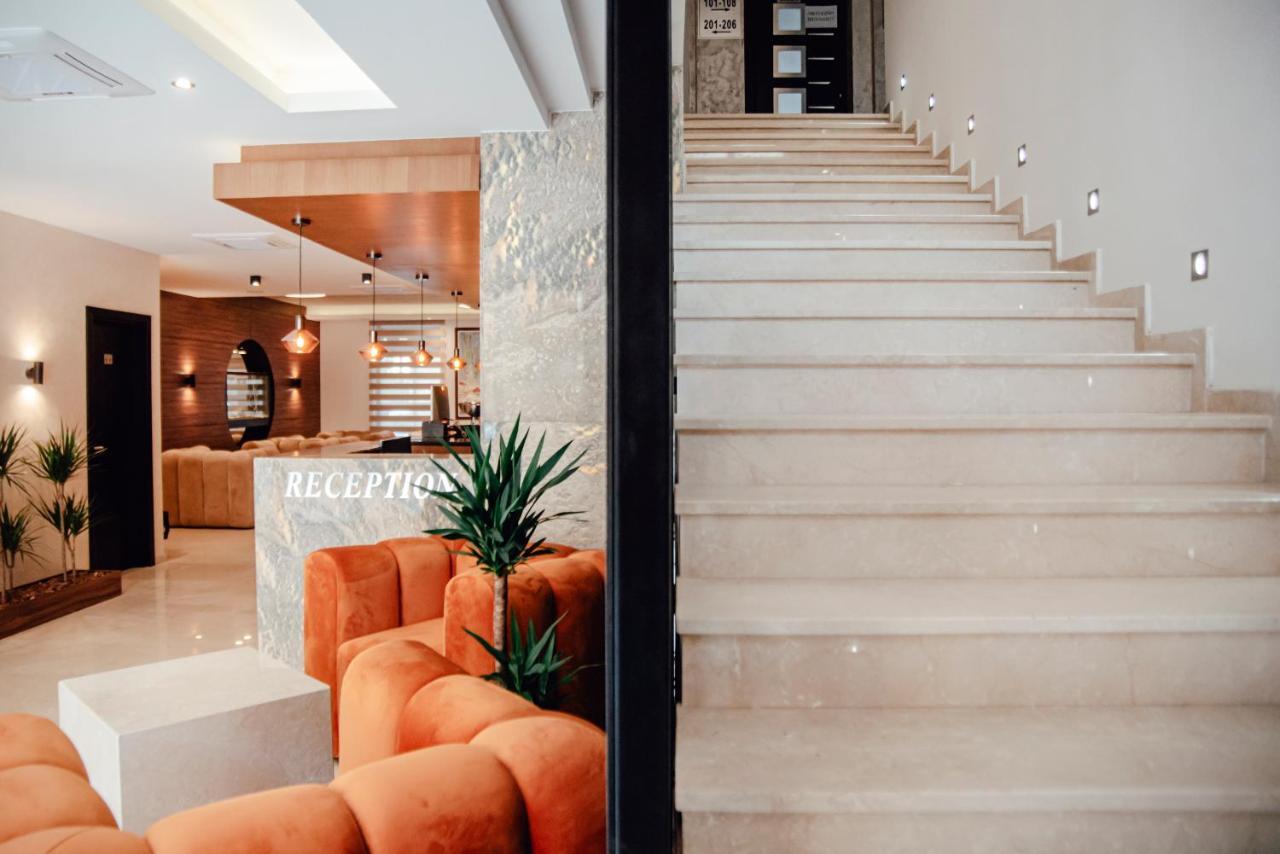 Mk Premier Hotel Novi Pazar Kültér fotó