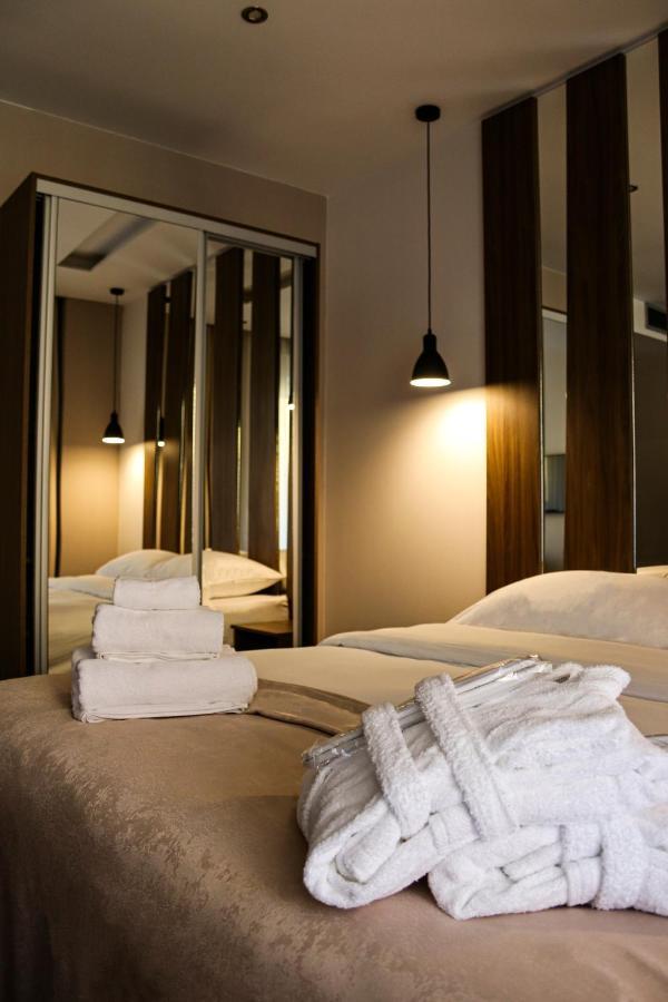Mk Premier Hotel Novi Pazar Kültér fotó