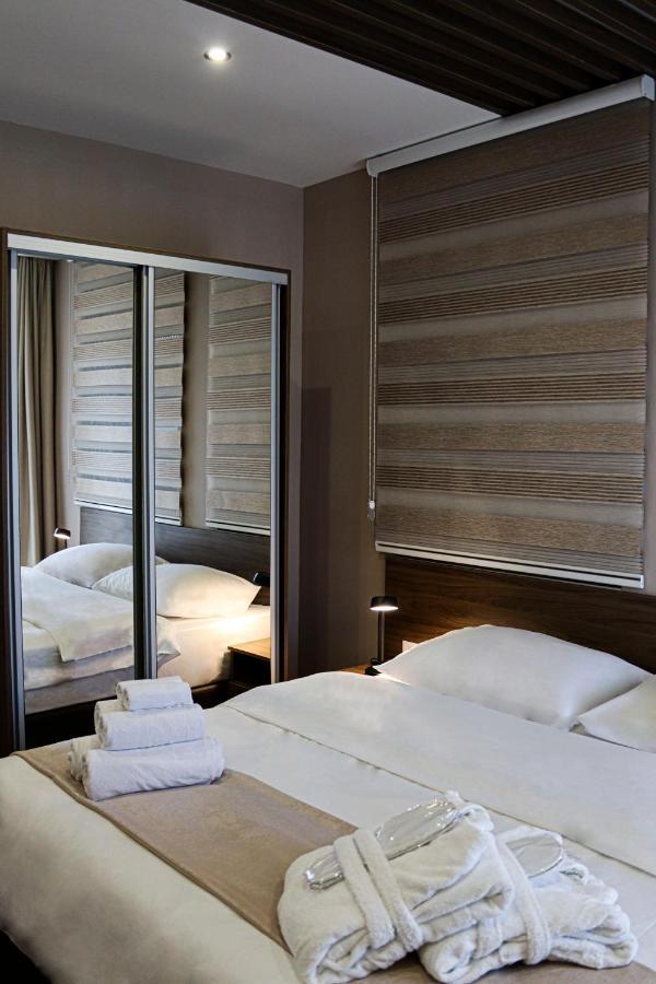 Mk Premier Hotel Novi Pazar Kültér fotó