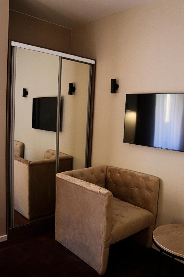 Mk Premier Hotel Novi Pazar Kültér fotó