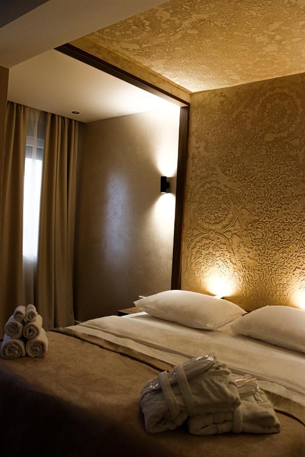 Mk Premier Hotel Novi Pazar Kültér fotó
